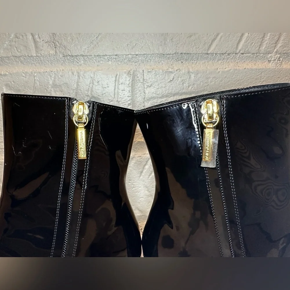 New Dolce & Gabbana Patent Leather Crystal Toe Booties Size 36.5